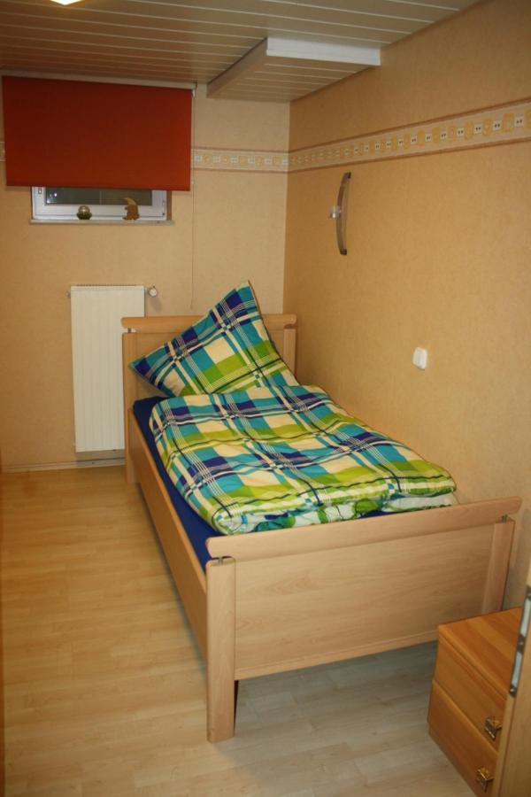Monteur-/Und Ferienwohnung Diehl Asslar Экстерьер фото