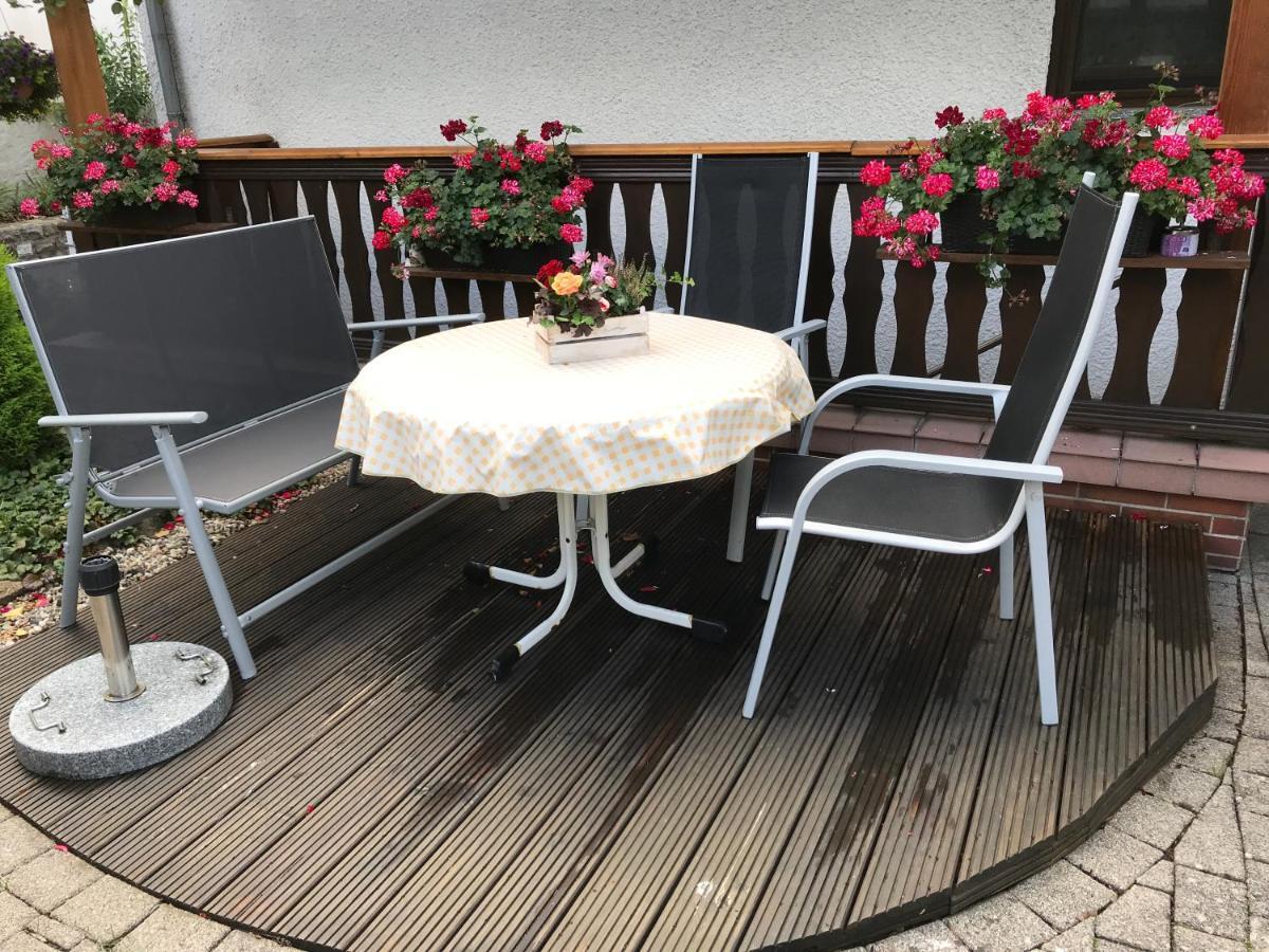 Monteur-/Und Ferienwohnung Diehl Asslar Экстерьер фото